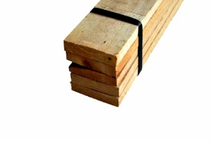 Táboa de madeira de piñeiro para a construción